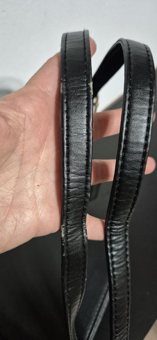 Mała torebka kopertówka z paskiem Sinsay