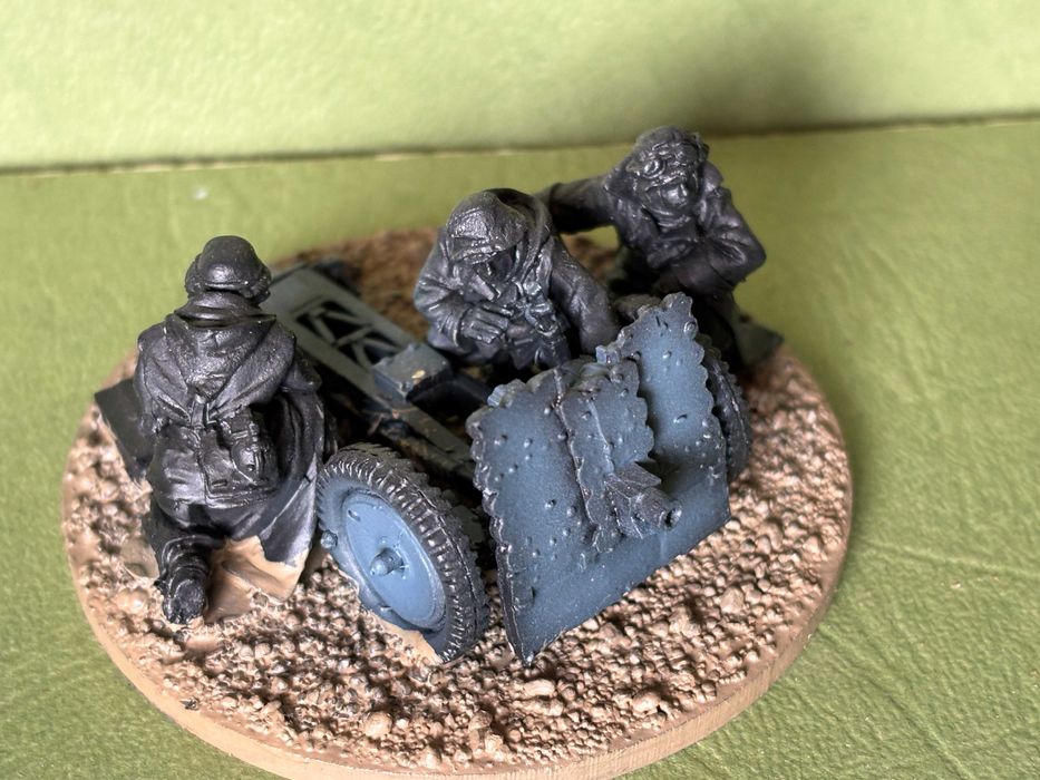 German Heer 7.5cm leIG 18 light artillery (Winter)