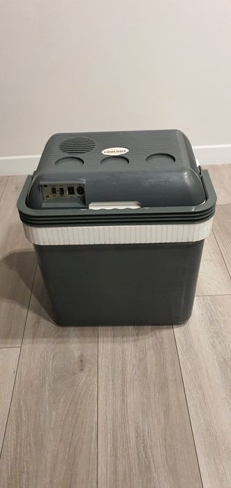 Lodówka turystyczna 24l z funkcją grzania 12v/230v