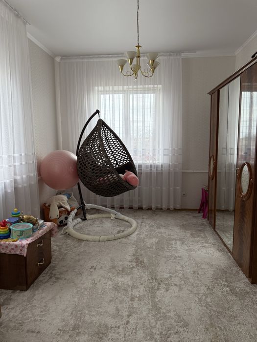 Будинок Слобода заходь та живи