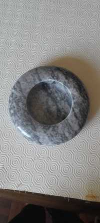 Cinzeiro em pedra mármore