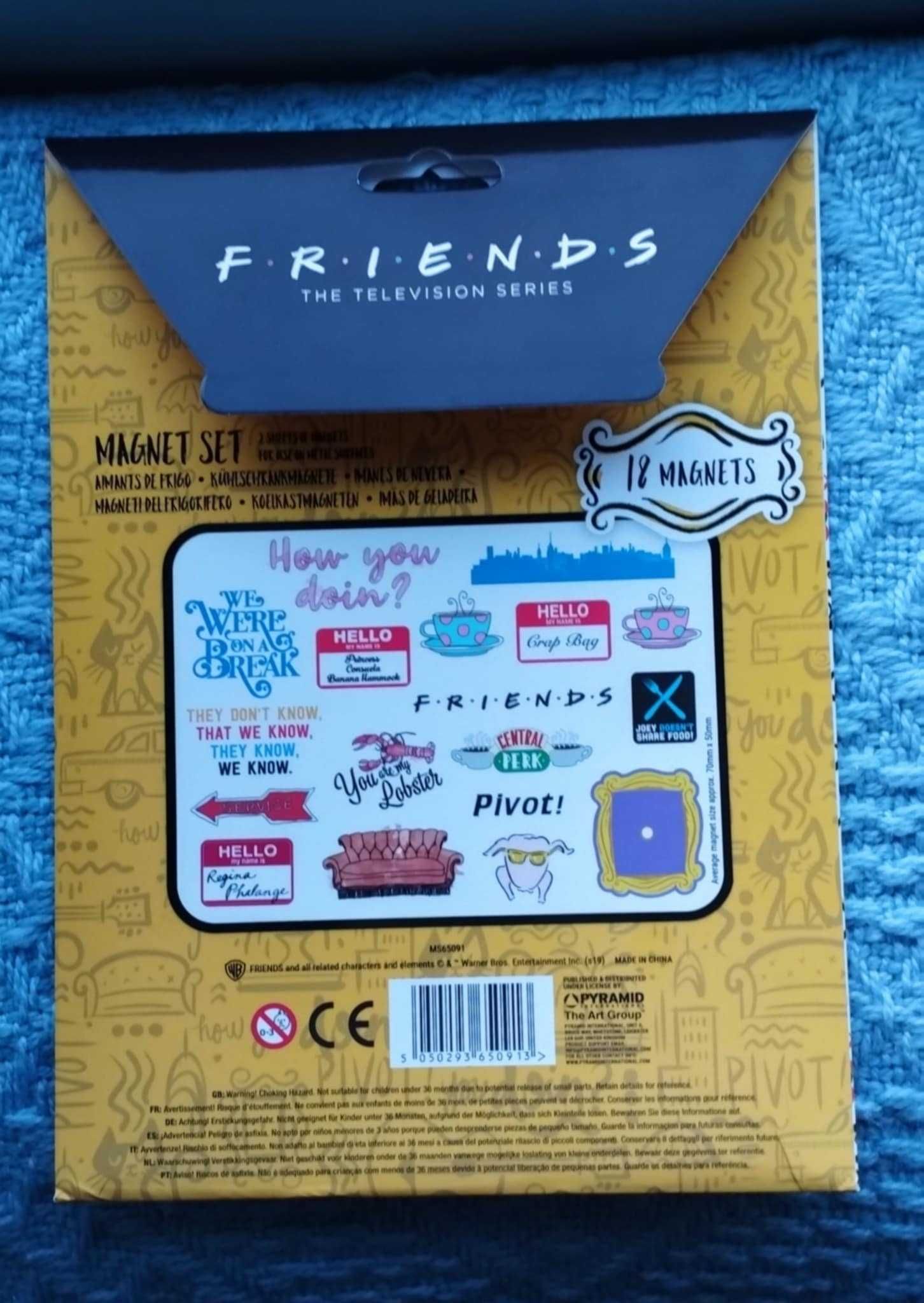 Zestaw magnesów na lodówkę  - "Friends"/"Przyjaciele" - 18 sztuk