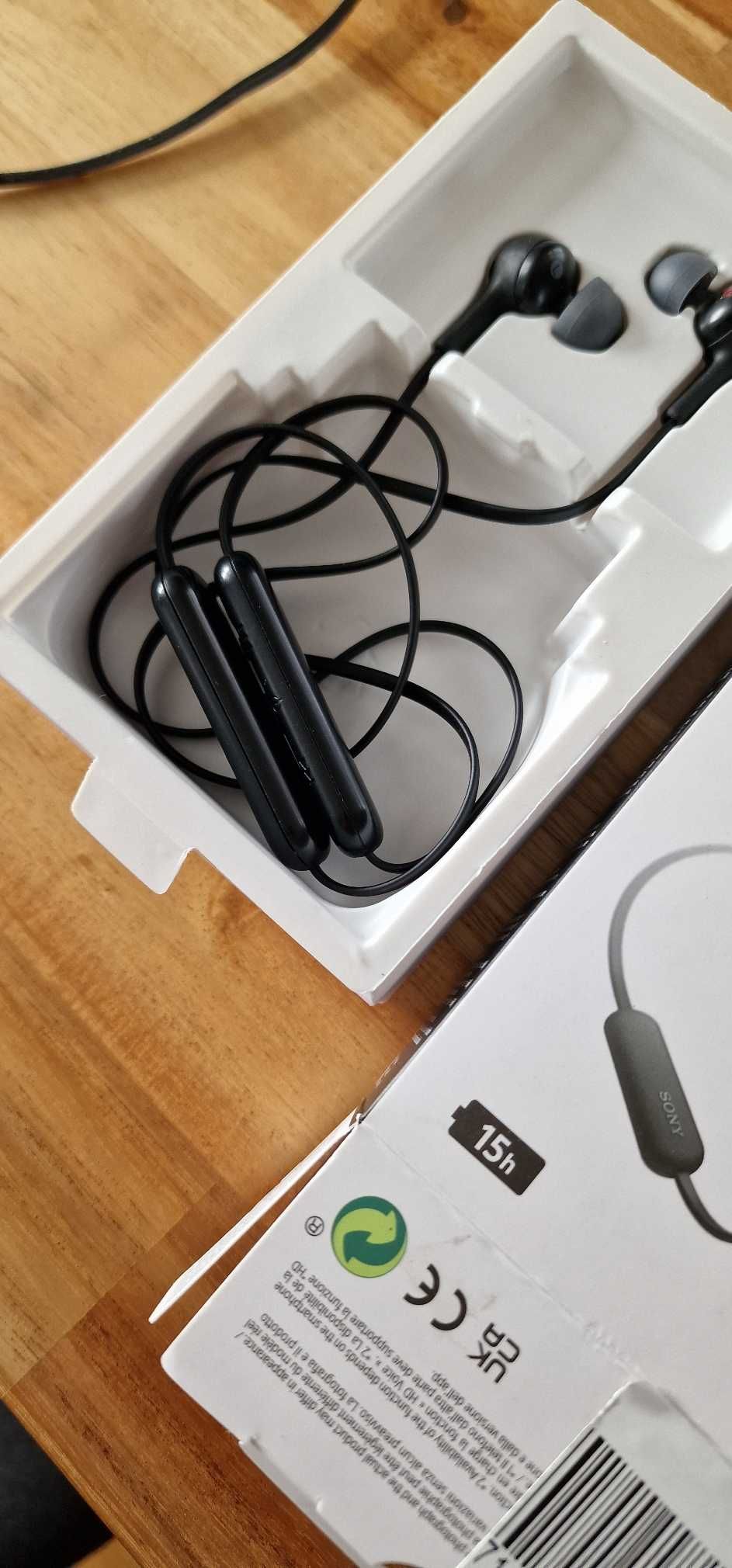 słuchawki douszne SONY WI-XB400 extra bass
