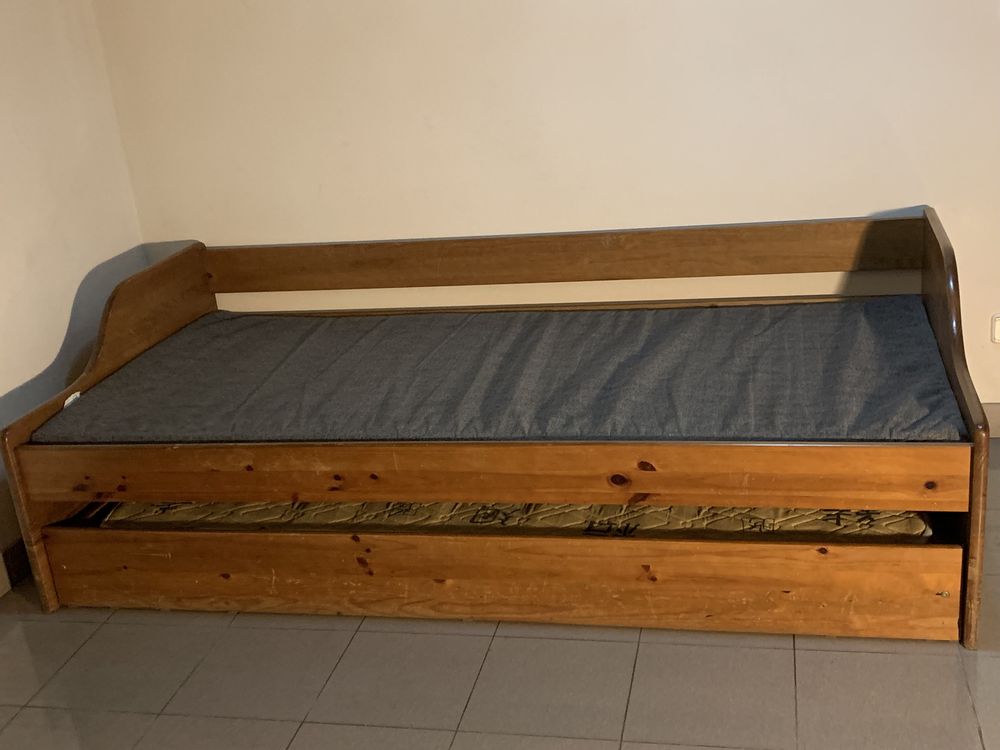 Cama de solteiro com gavetão com cama extra