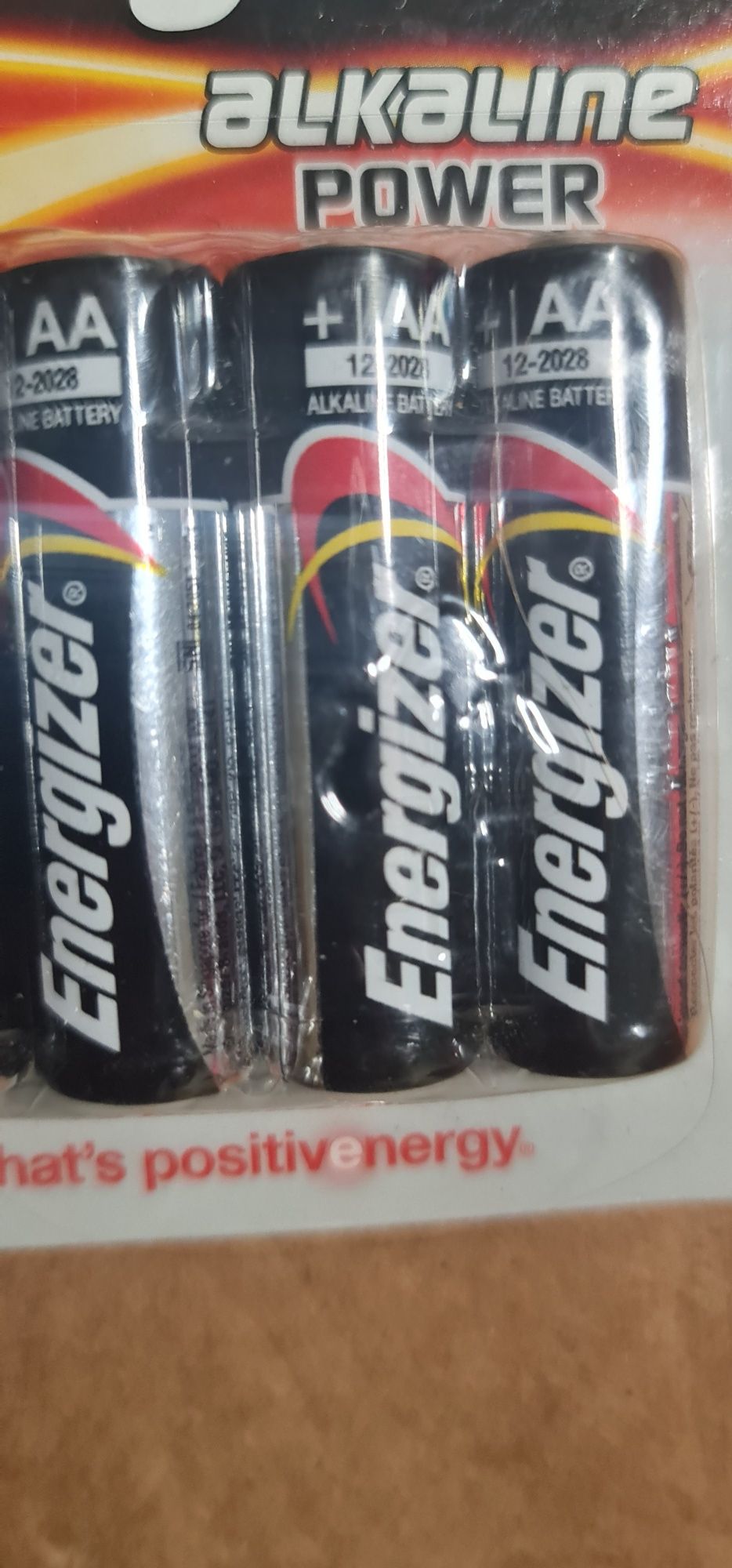 Батарейка ENERGIZER Alkaline Power AA срок годности до 2028 года