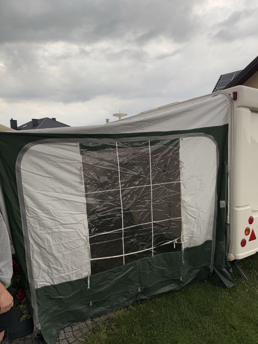 Namiot do przyczepy kempingowej