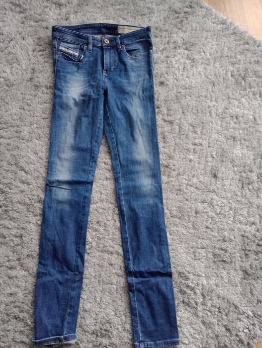 Damskie jeansy Diesel XS