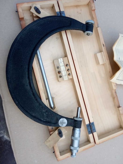 Микрометр резьбомерный со вставками  175мм на 200мм(комплект), новый