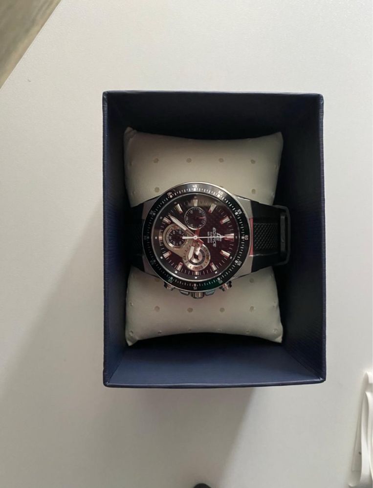 Часи Casio EDIFICE