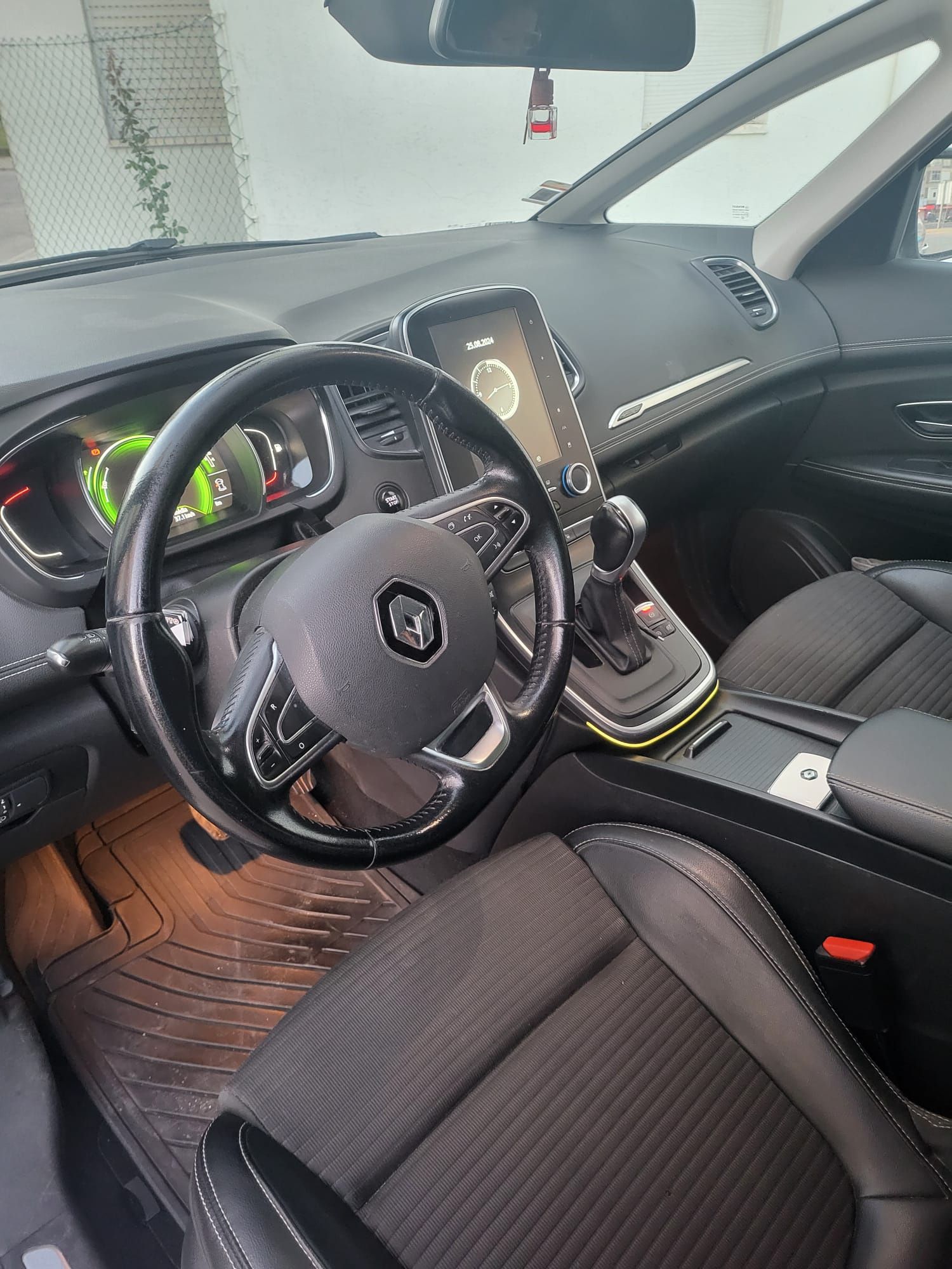 Vendo Carrinha Familiar