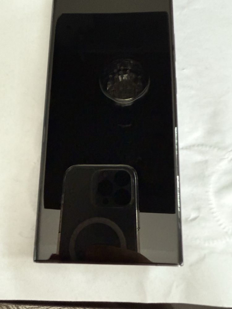 Samsung galaxy S23 ultra 256GB , nowy wyswietlacz , praktycznie nowy t