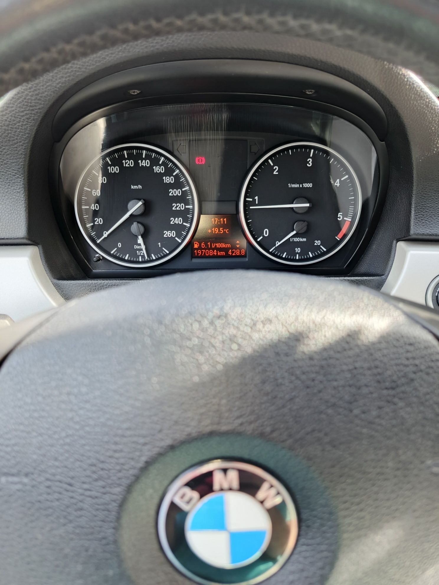 BMW E91 2,0 diesel 143km