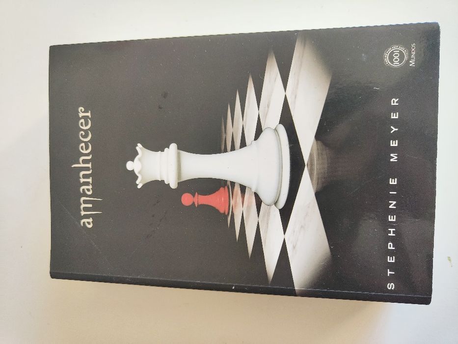 Livro - Amanhecer -Stephenie Meyer