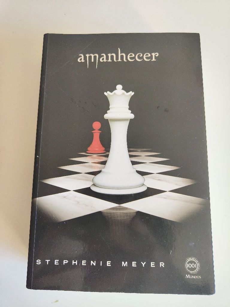 Livro - Amanhecer -Stephenie Meyer