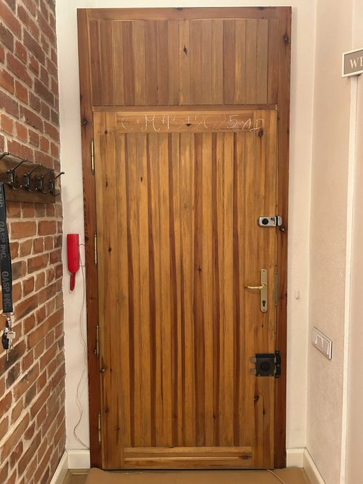 Drzwi lite drewniane pełne + ościeżnica z nadświetlem pełnym