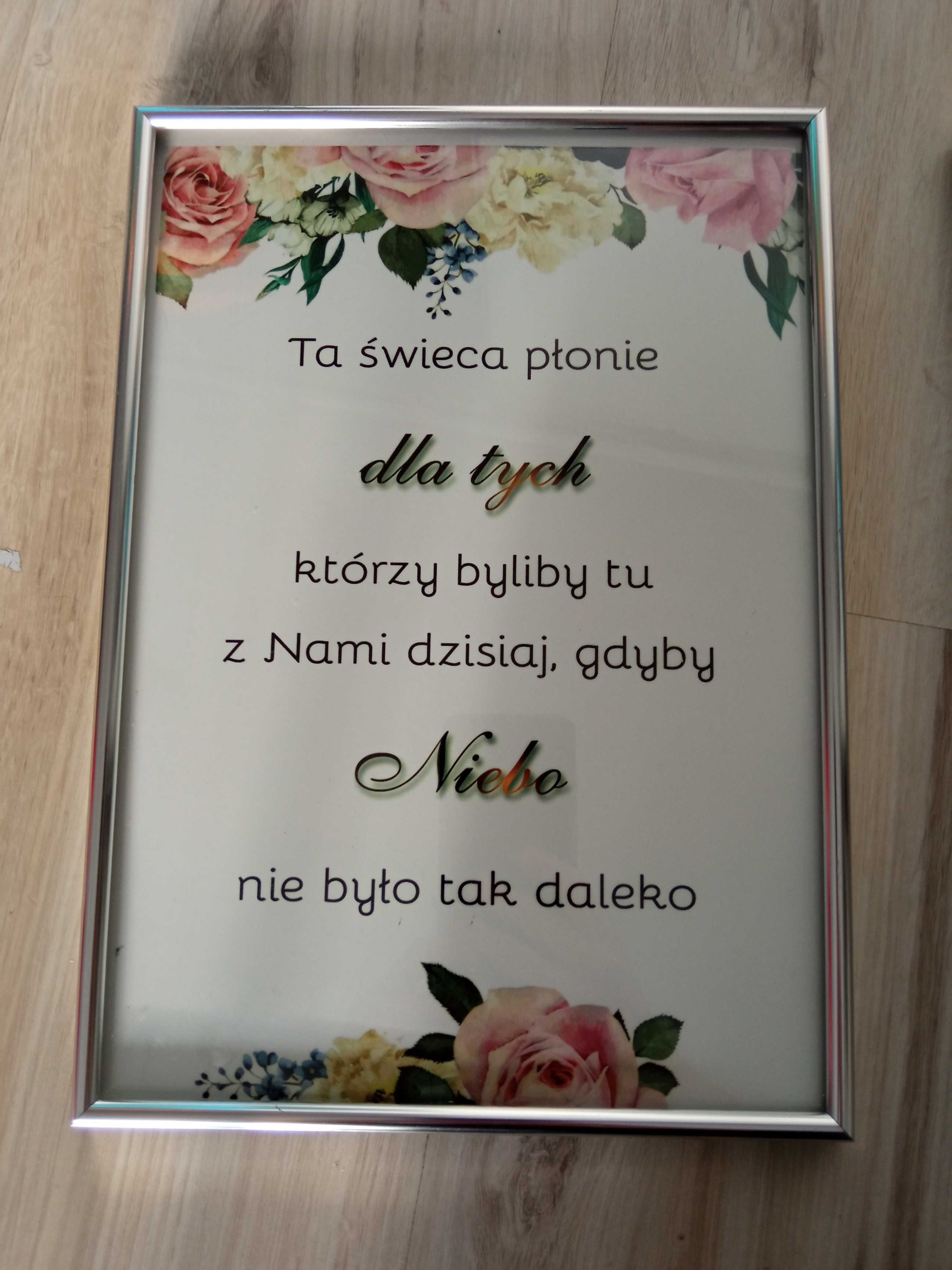 Ramki ta świeca plonie i księga gości