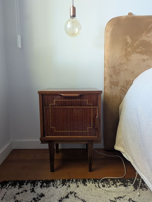 Mesas de cabeceira vintage