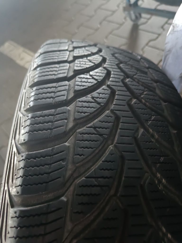 Felgi koła stalowe z oponami zimowymi 205/60/r16