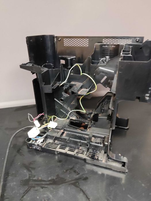 Miele CM61 kadłubek obudowa lewa prawa