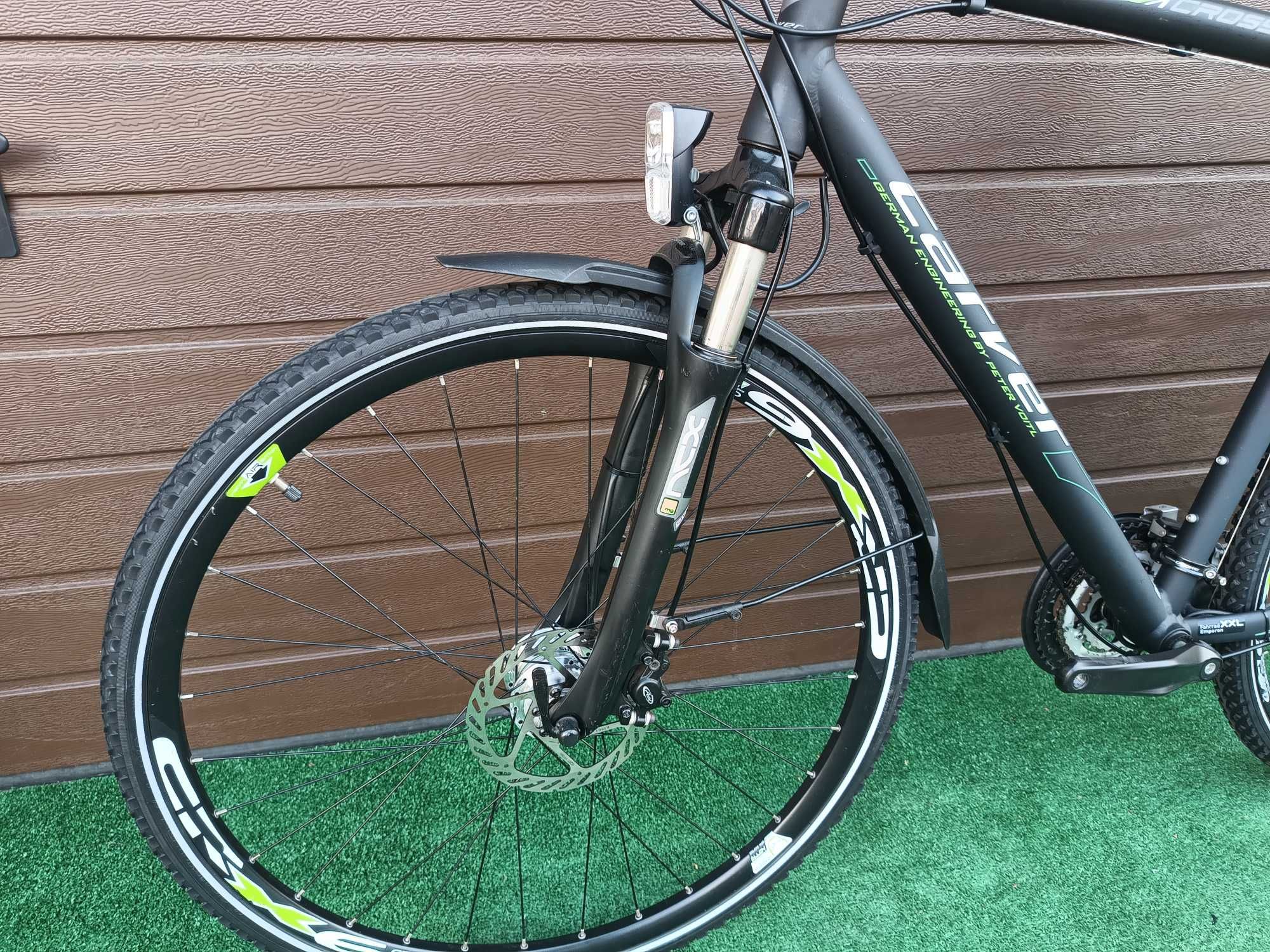 Rower 28" Carver 3x9 Deore Dynamo w piaście LED 2xT Hydraulika