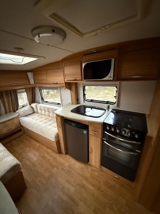 Przyczepa Kempingowa LUNAR CLUBMAN 2011r.2/3 Osobowa