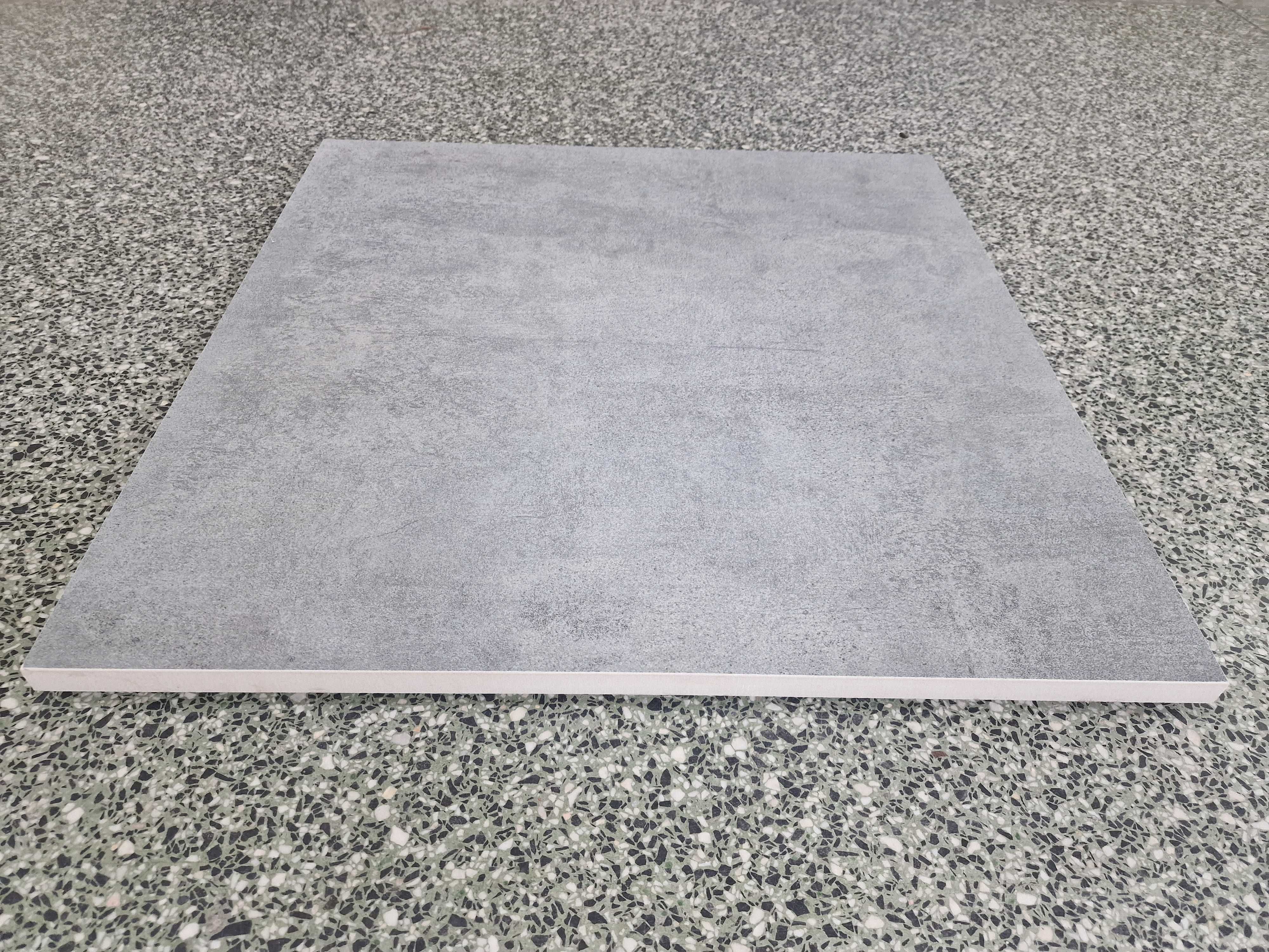 HIT SPRZEDAŻY Płyta inwestycyjna na tarasy Leiden Bkm 60x60x20 g1