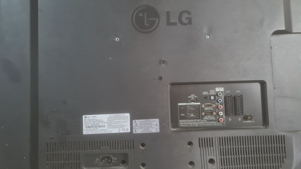 Vendo  televisão