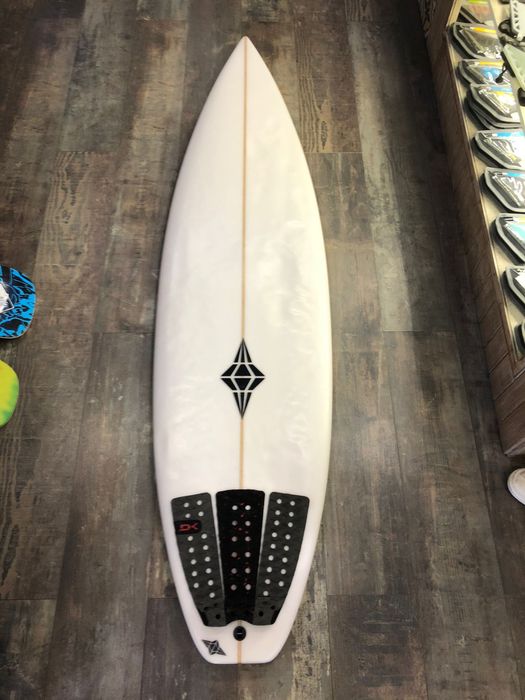 Pracha de surf 5’11 Leo Tavares