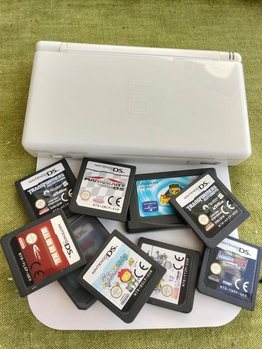 Nintendo DS lite