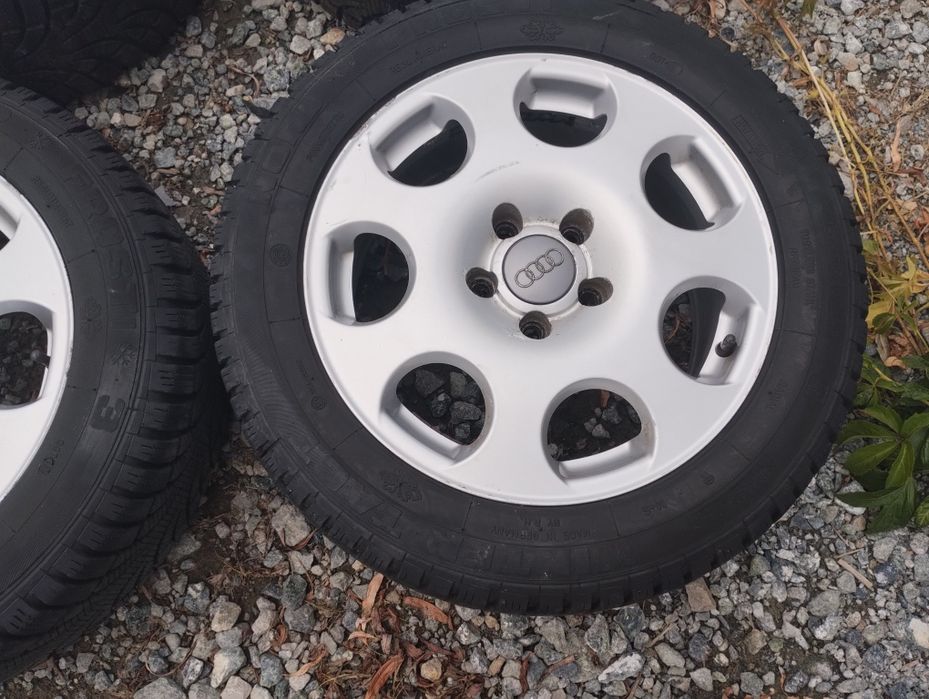 Koła zimowe 205/55/16 opony felgi 7J alufelgi audi a4 A6 a3 et42 8E0