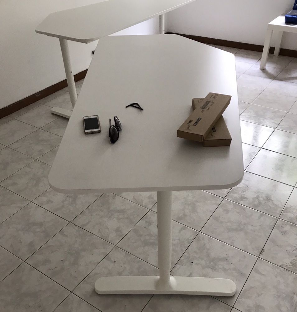 Mesa escritório IKEA