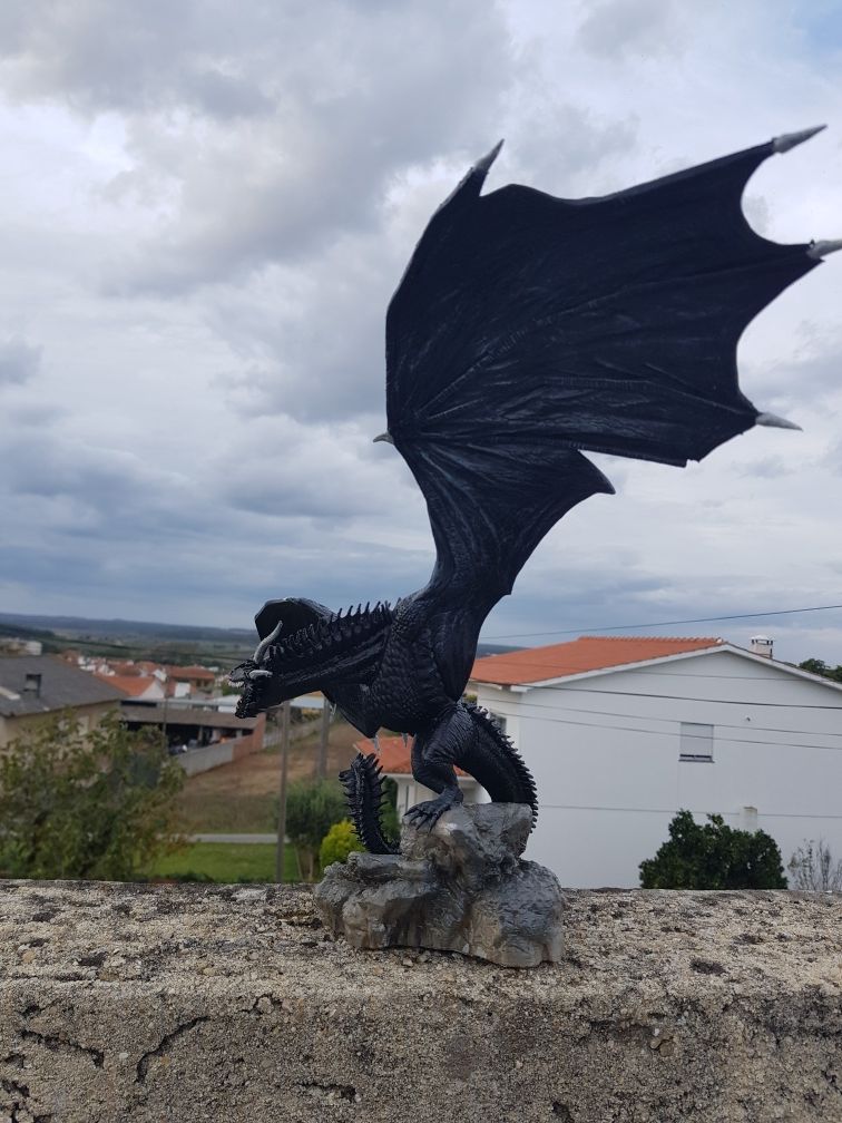 Escultura Dragão