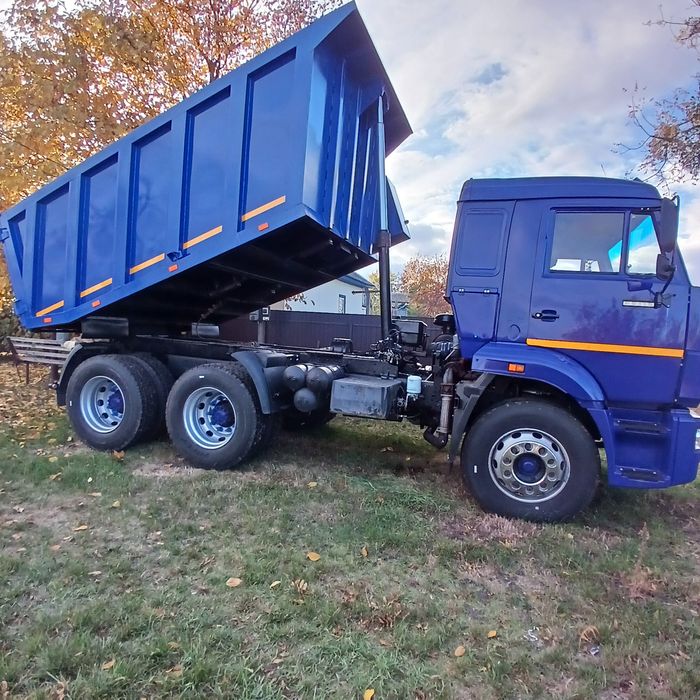 Вантажні автомобілі