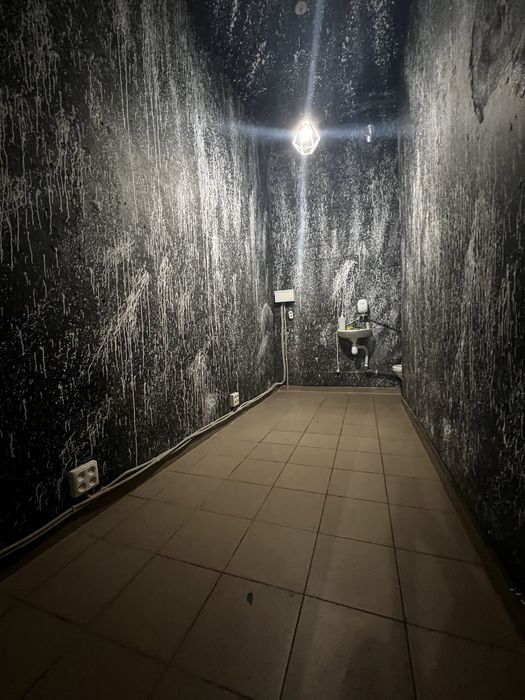 Комерційне приміщення 15,5 м², фасад, Київ, Голосіївський