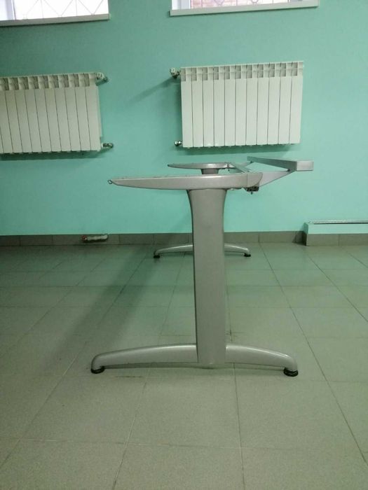 стіл комп'ютерний для офісу та дому