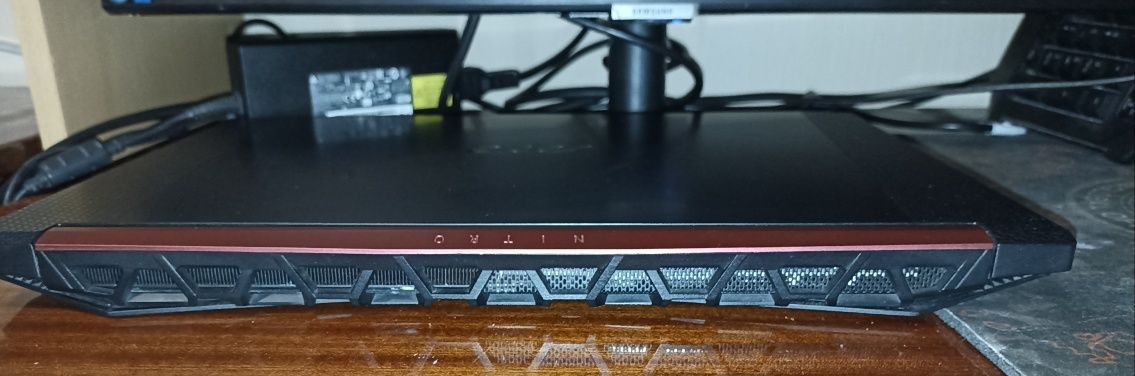 Ігровий лептоп acer nitro 5 AN515-54-584L RTX 2060