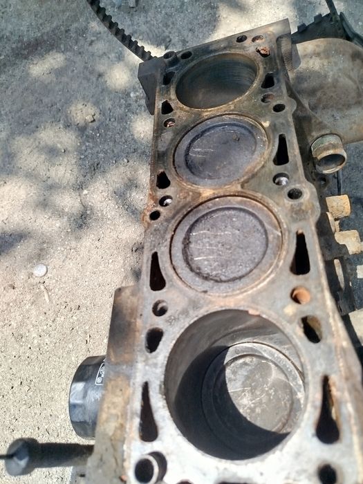 Низ мотора двигателя ланос 1,5