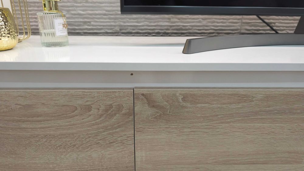 Movel tv branco e madeira