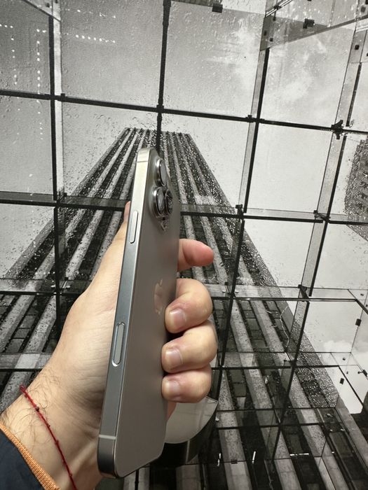 Продам iPhone 16ProMax 256Gb 100 % Аккамулятор ,Гарантия ,Магазин!