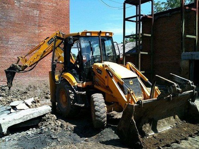 Вивіз будівельного сміття та старих меблів демонтаж будівель