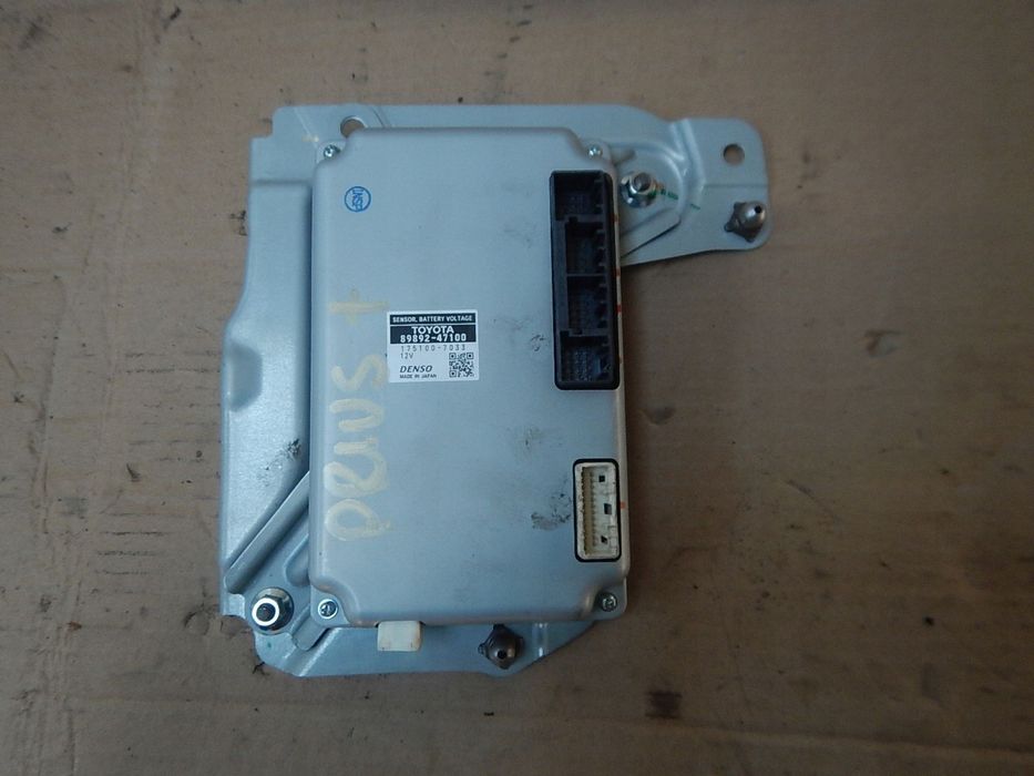 modul sterownik baterii toyota prius plus 89892-47100