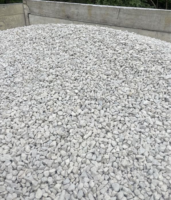 Biały Kamień ŚMIETANKOWY Grys na Rabaty Opaski Kruszywo Ozdobne Żwir