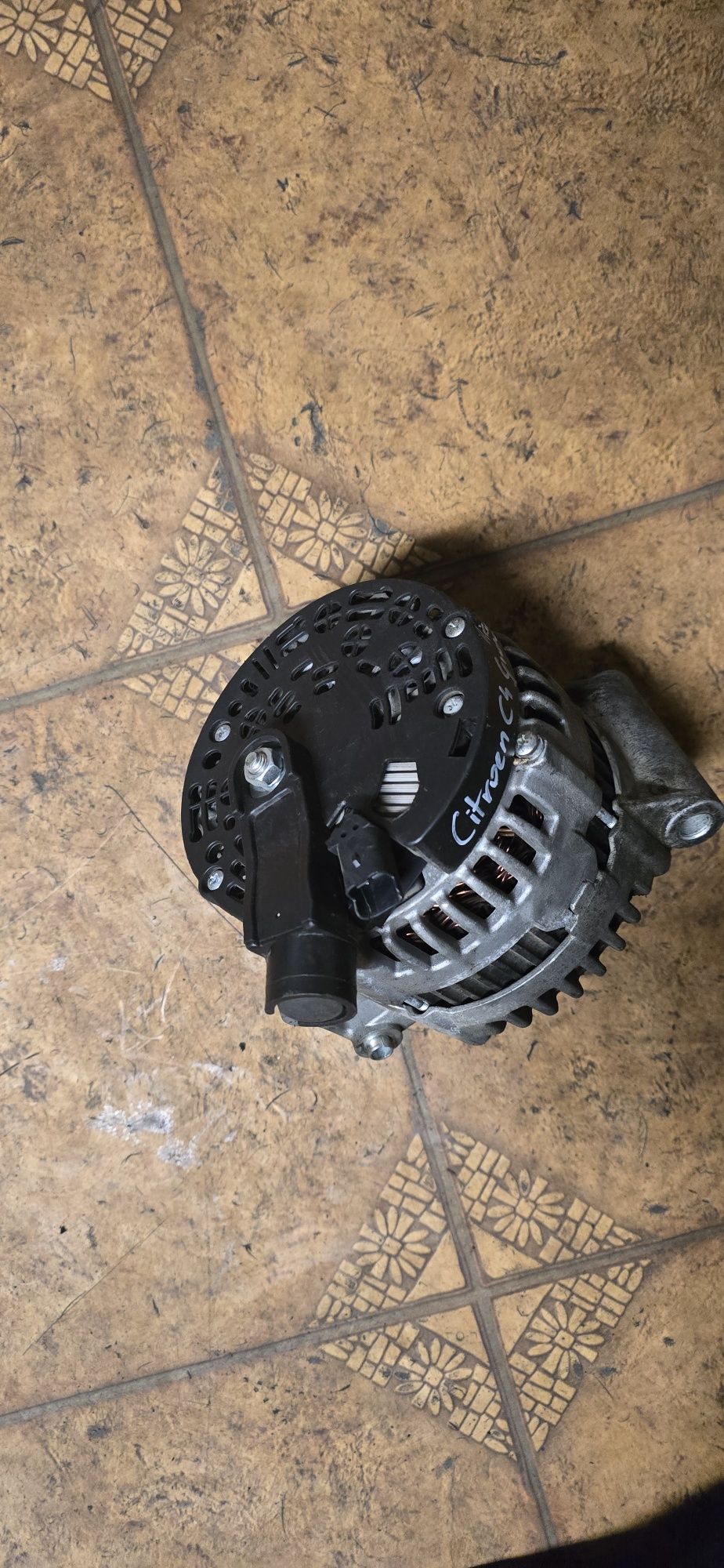 Alternator Citroen C4 Grand Picasso 1.6  STX  100  521
