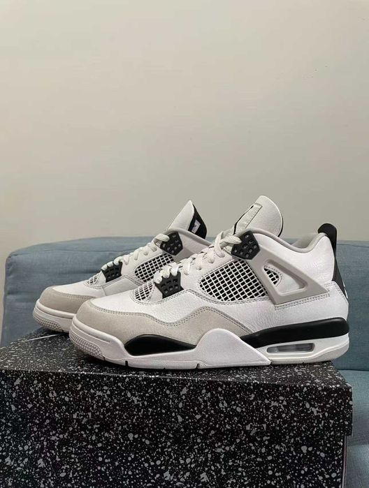 Buty Trampk Jordan 4 Retro military black R.41
