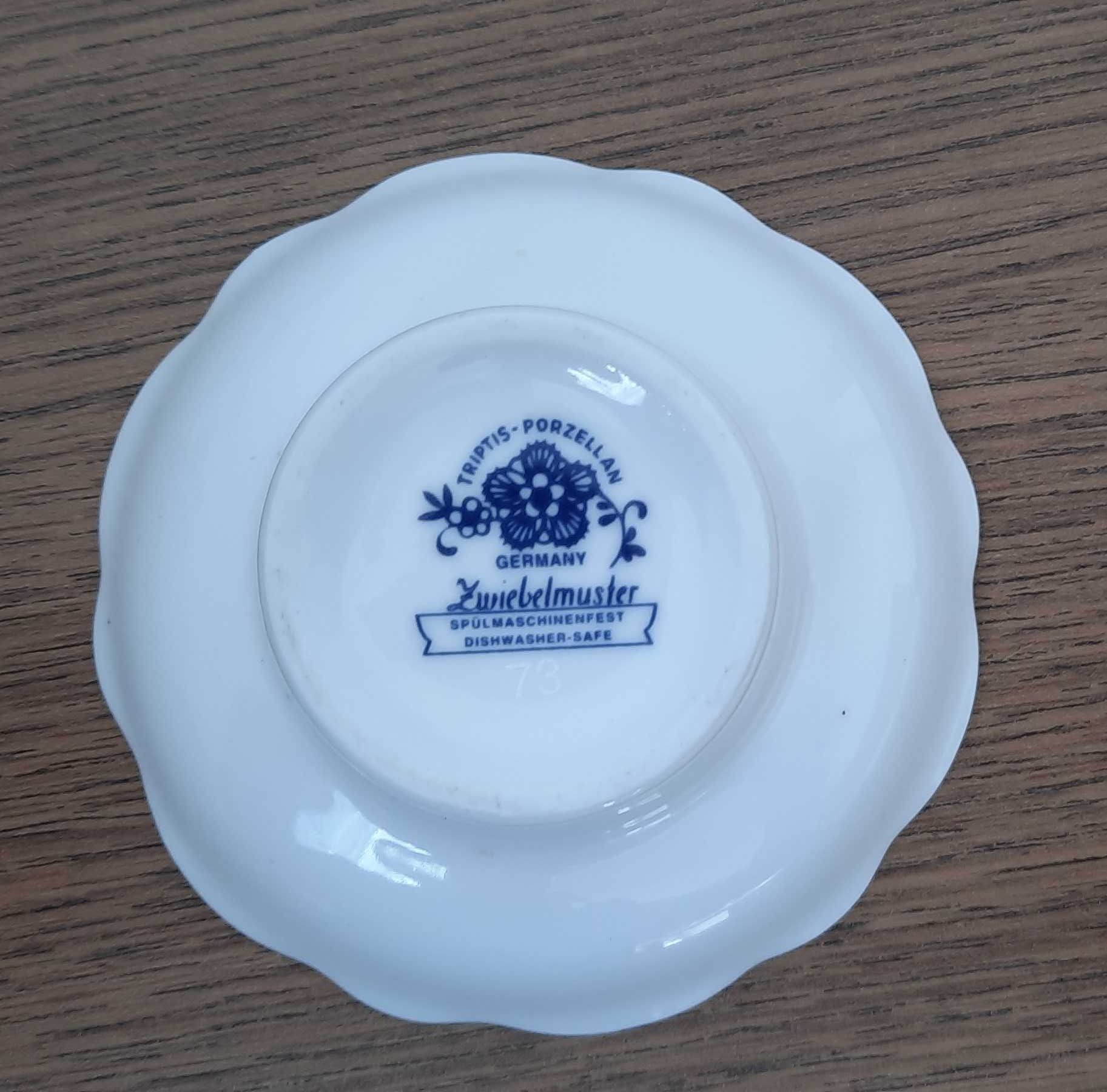 Подсвечник Zwiebelmuster.