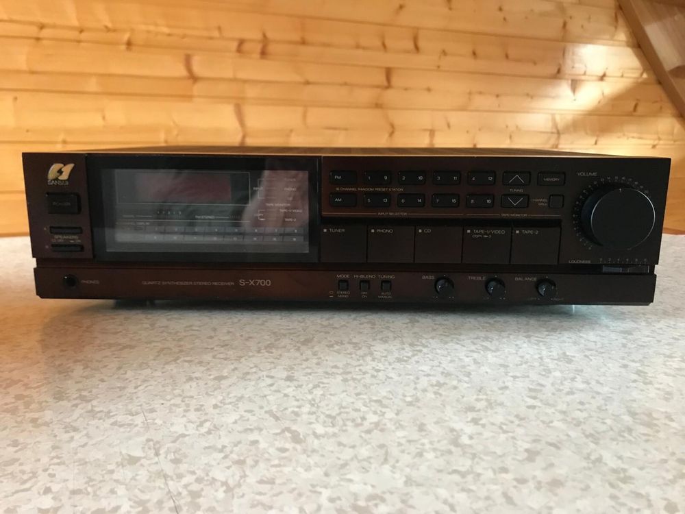 Amplituner SANSUI S-X700