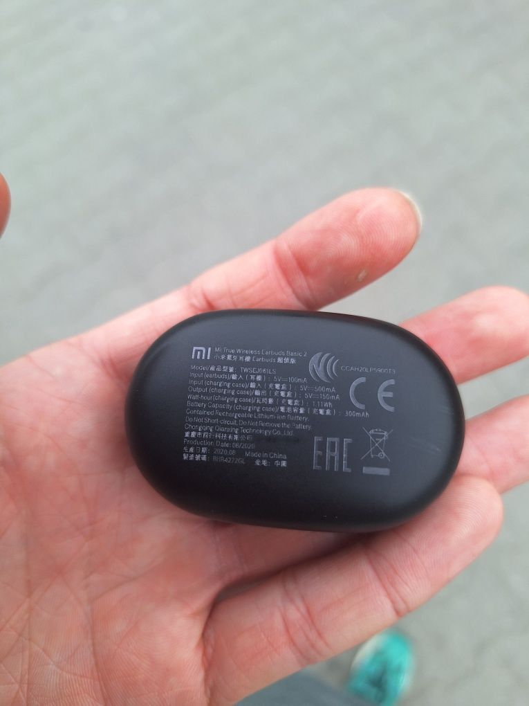 Etui ładujące do Xiaomi Mi True Wireless Earbuds Basic 2 (TWSEJ061LS)
