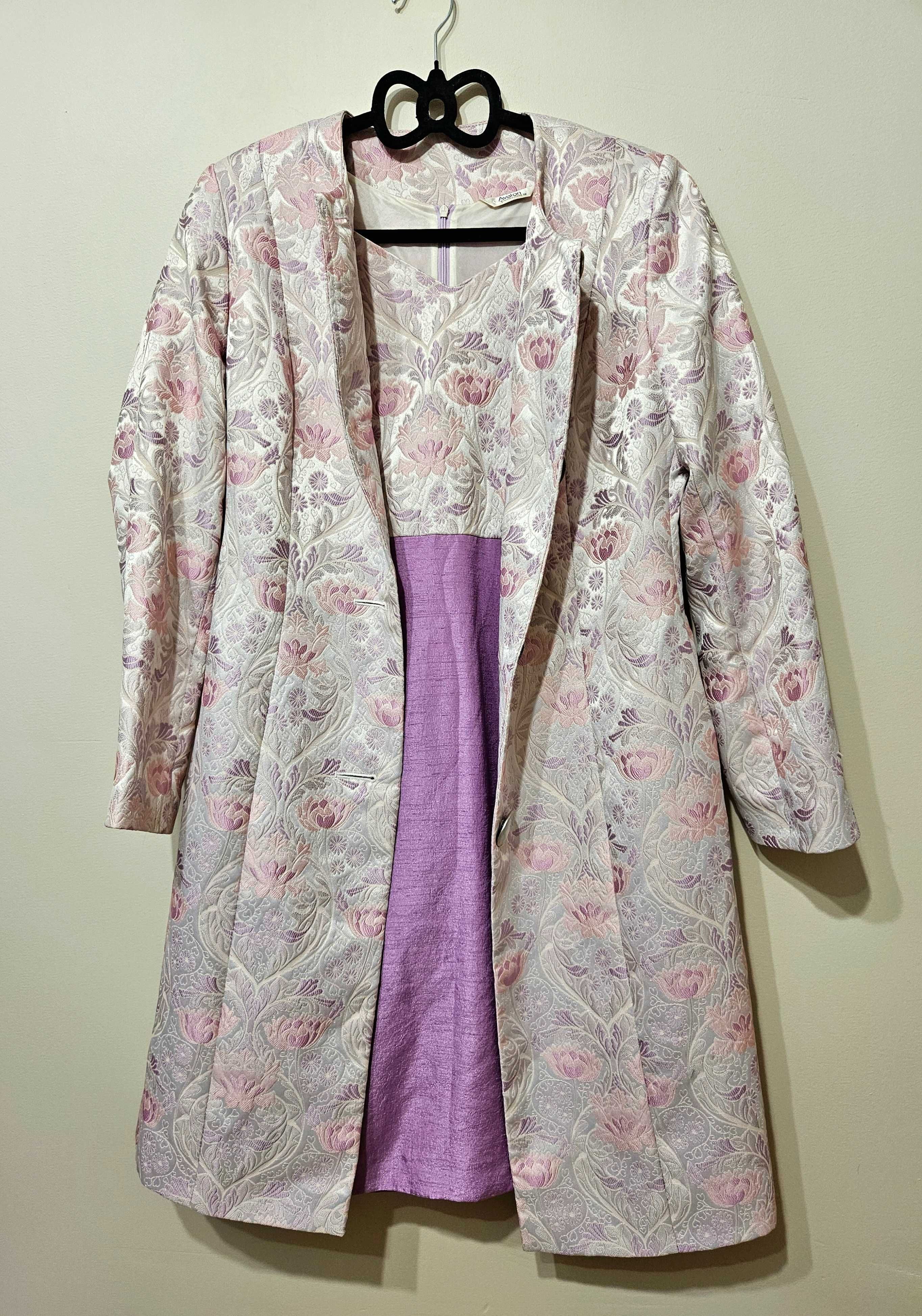 Piękny komplet pastelowy sukienka płaszczyk r 40 42