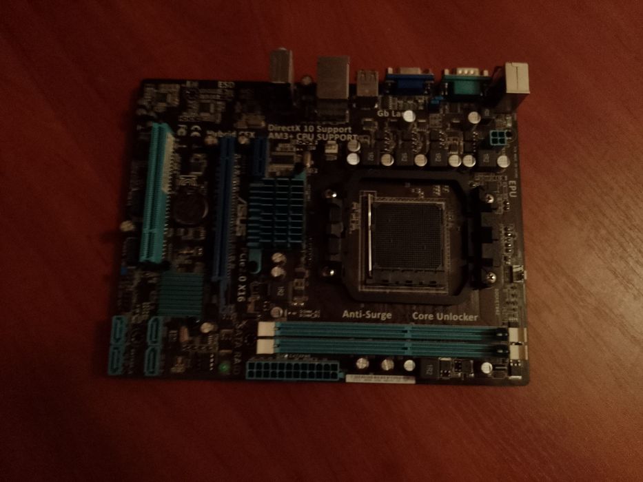 Материнська плата ASRock 960GM-VGS3 FX — з сокетом AM3+