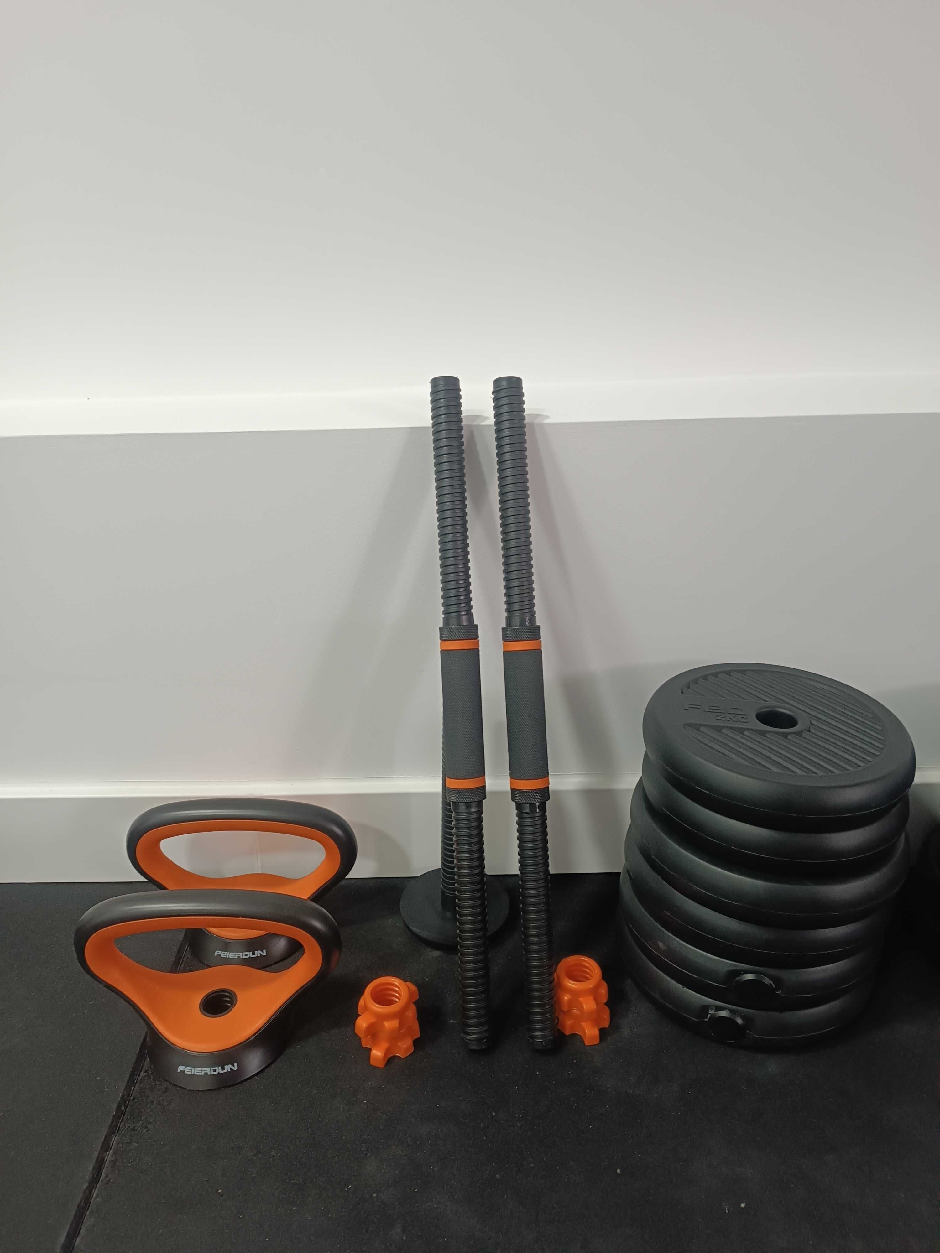 Kit de Musculação Halteres + Kettlebell 30 kg